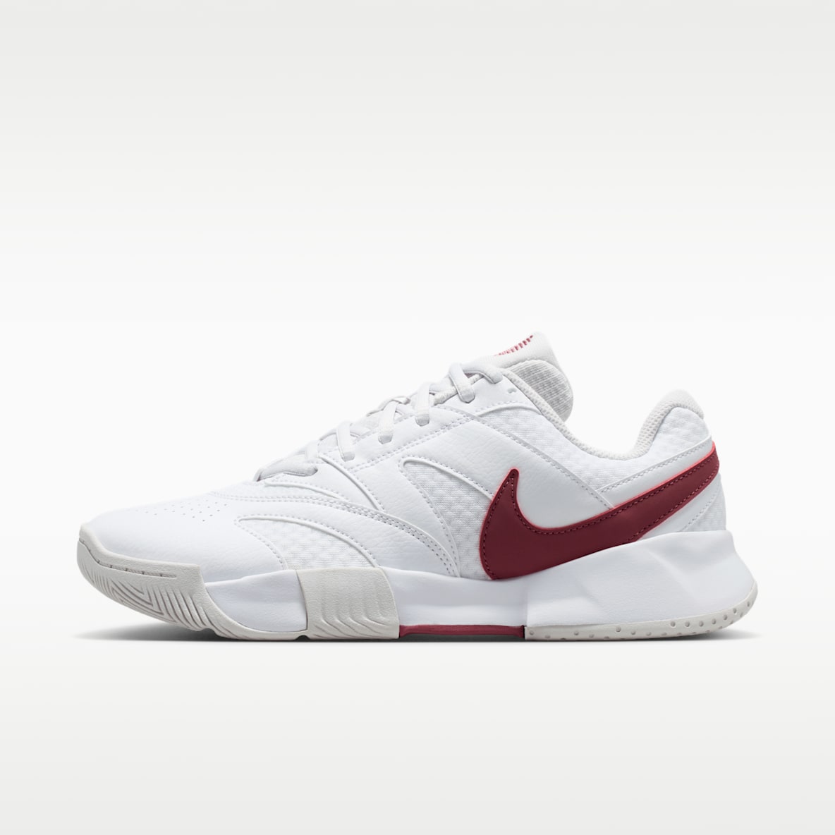 Tennis Shoes. Nike JP